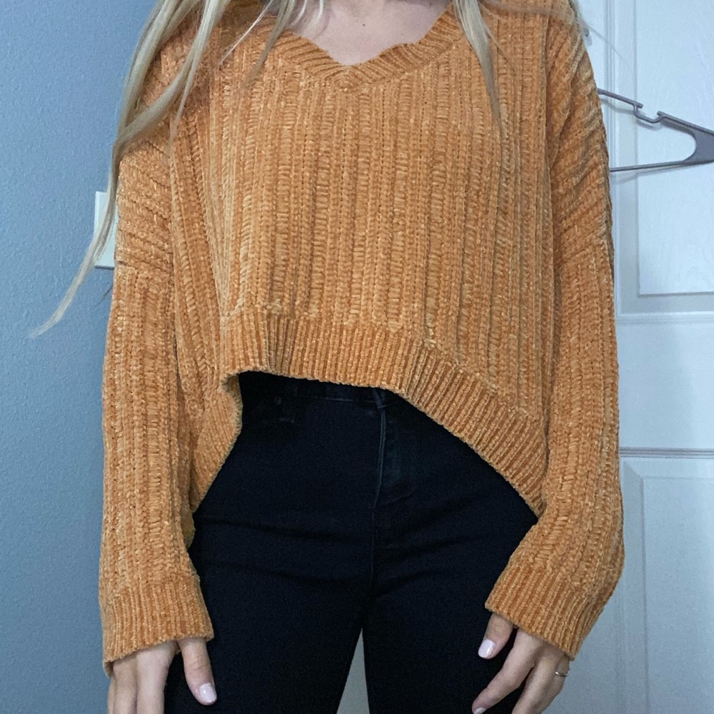Sweater - Picture 3 of 3